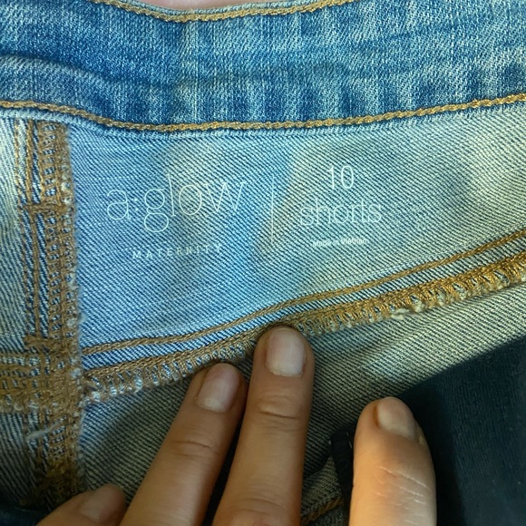 Aglow jean Shorts Maternity - Picture 3 of 4